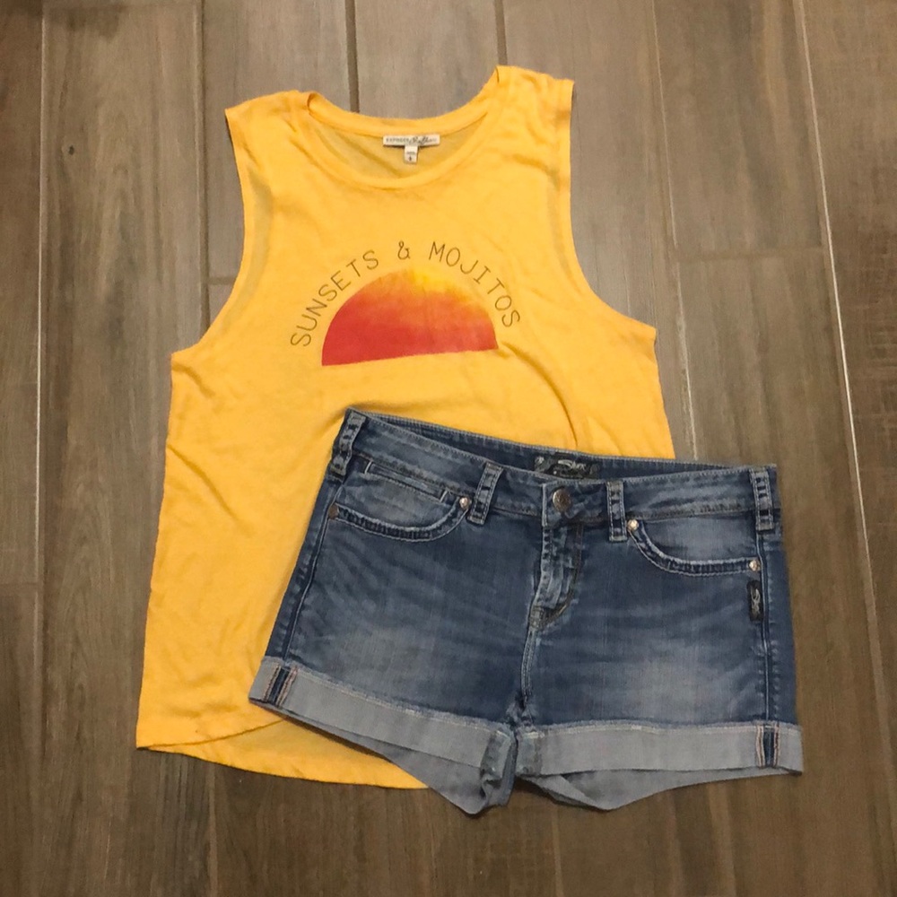 Sunsets and mojitos tank top